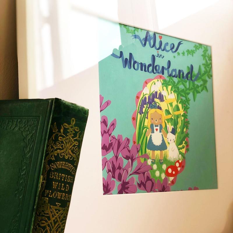 Amanda Lavis: Alice Bear in Wonderland