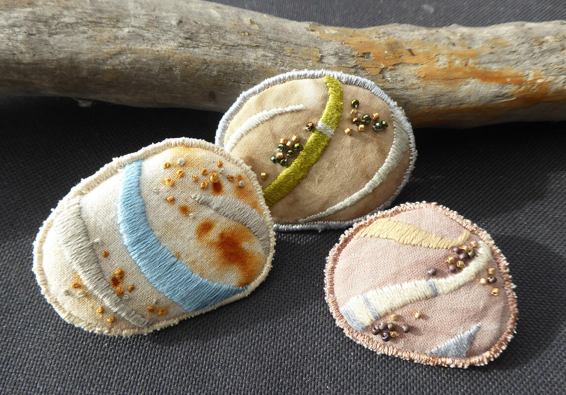 Kerry Forkner: Textile 'Stone' Brooches