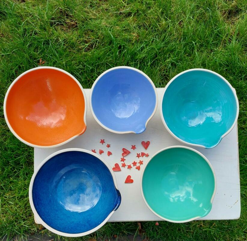 In Stoneware: Colourful pouring  bowls. 