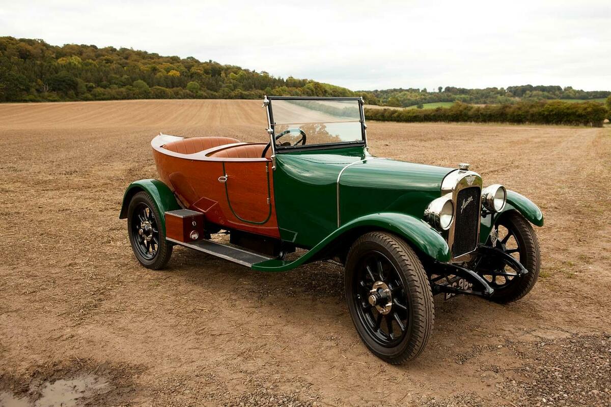 'Shelia' - a 1924 Austin 12 with a mahogony and ash boat body. Photograph : Michael English/Tealby Graphics