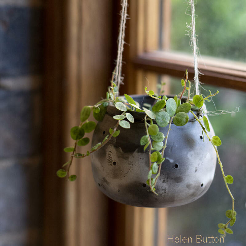 Helen Button Hanging Porcelain Pot