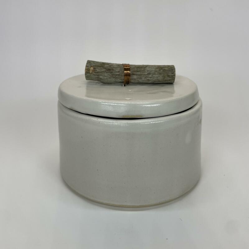 White lidded pot, with wisteria handle. 
