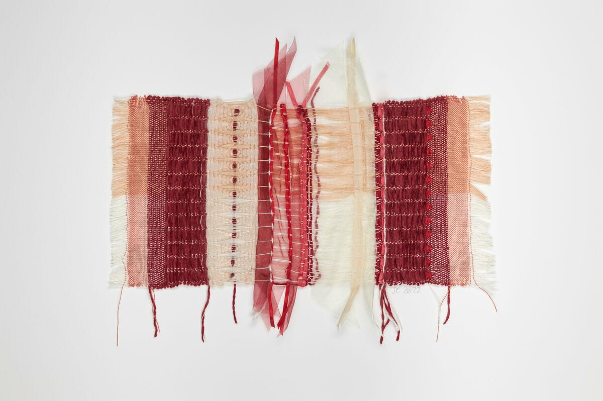 La Vie en Rose, 2022; cotton, wool, silk, nylon, linen; 19 x 38cm; 