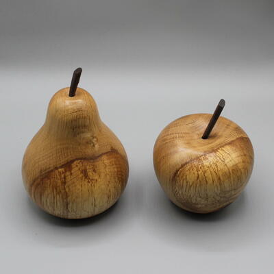 Apple and Pear from Oak