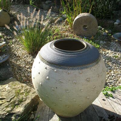 Garden stoneware and domestic pottery