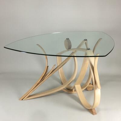 Dancing Seagrass Table