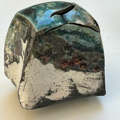 'A moment of stillness', small handbuilt stoneware piece, raku fired