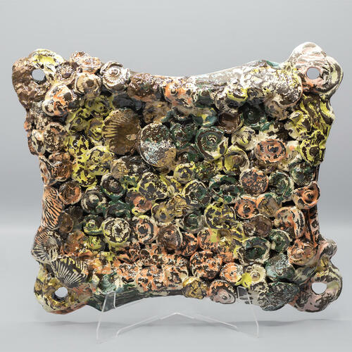 Wall panel encrusted with shells and lustre