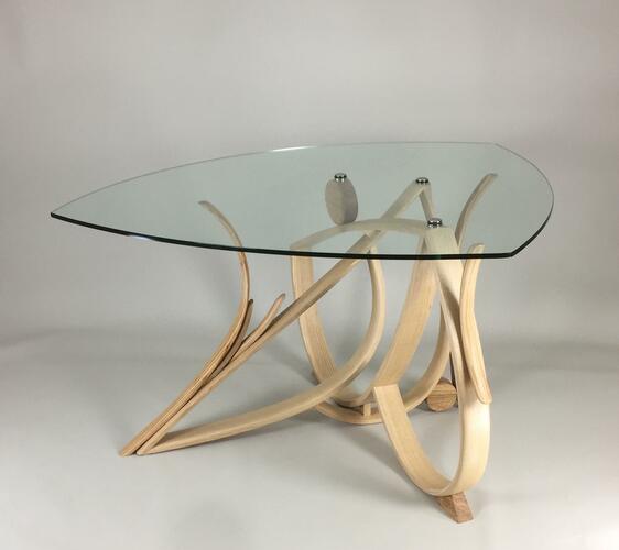 Dancing Seagrass Table