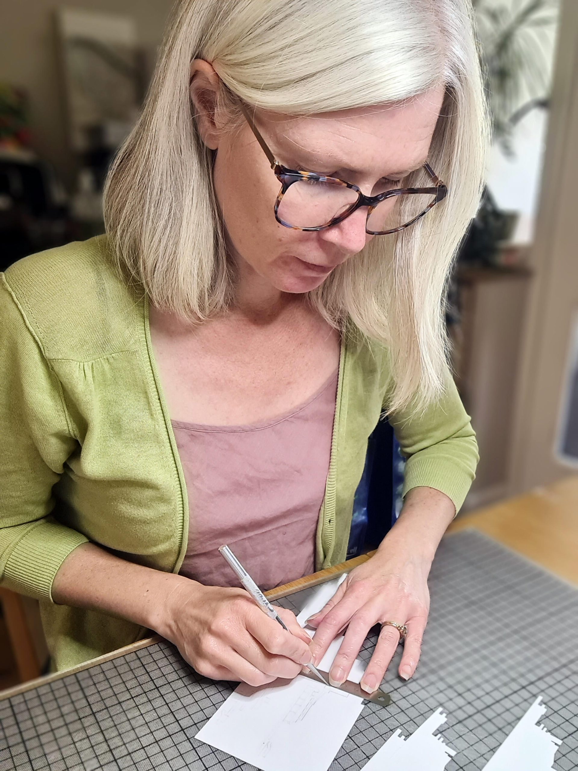 Kate Hipkiss OAS, OCG at work