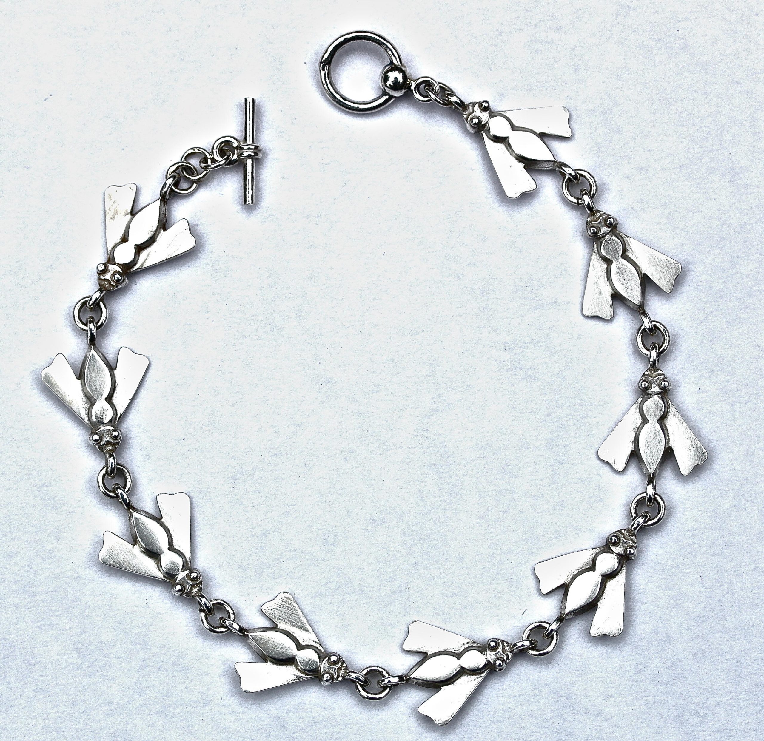 Tess Blenkinsop: Silver bee bracelet