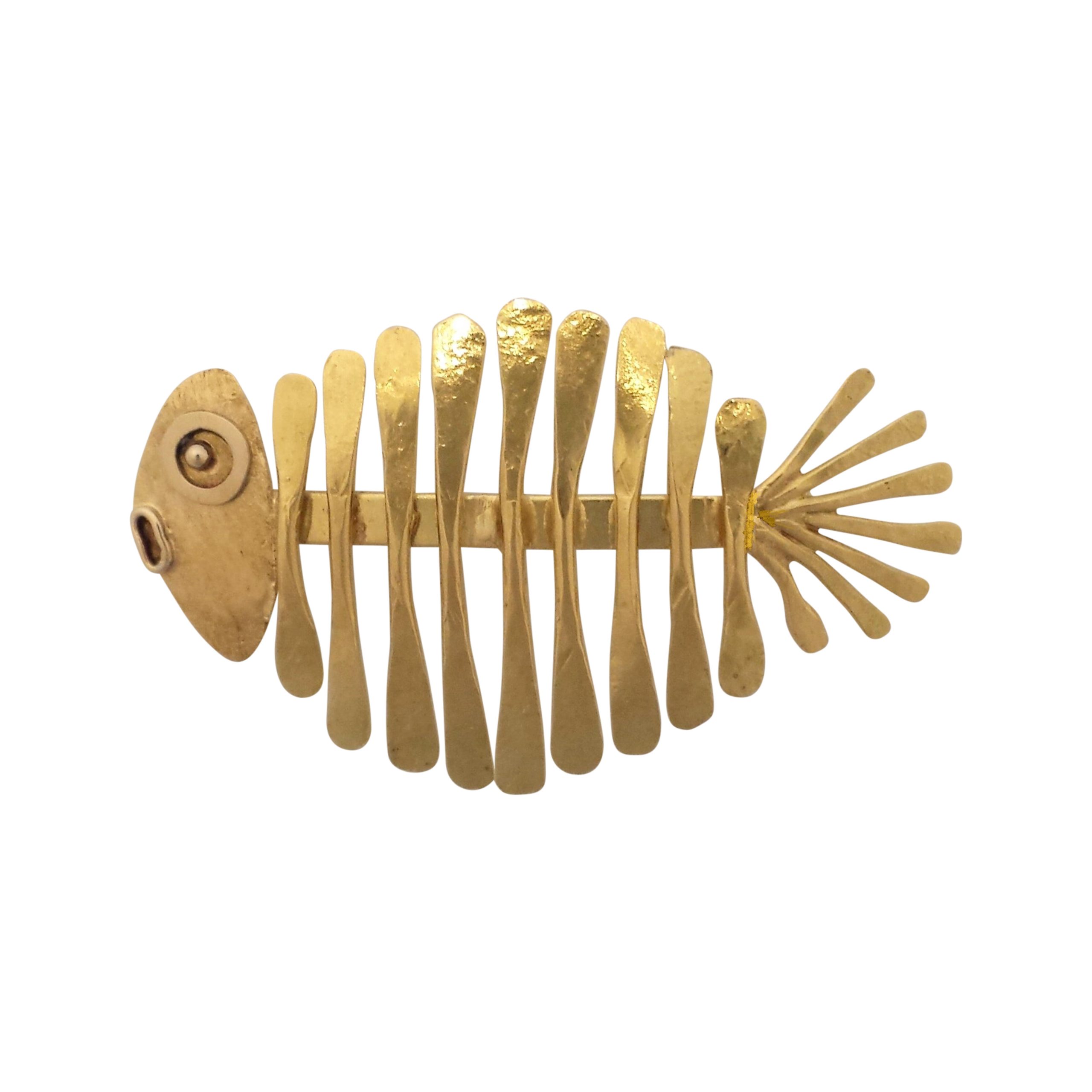 Stella Campion: A brooch in 18 carat gold POA