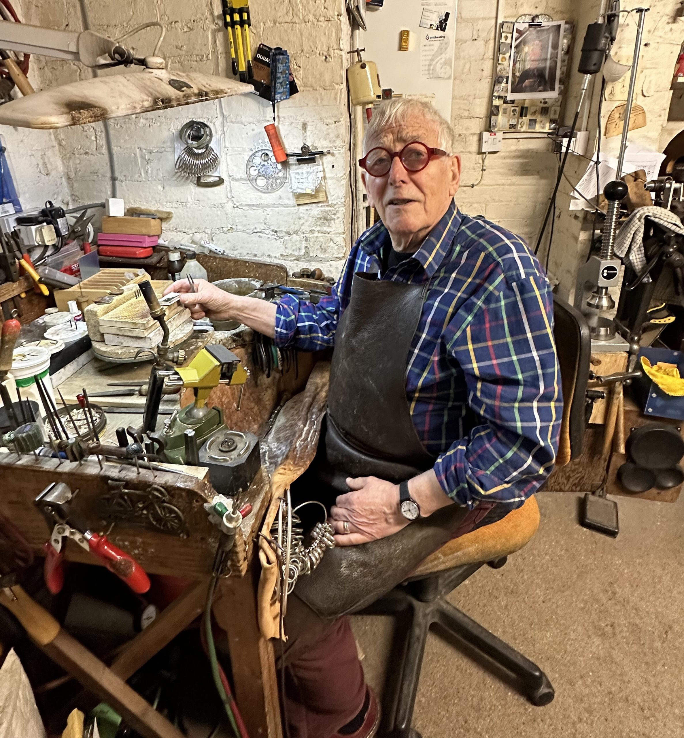 Tony Thomson at work