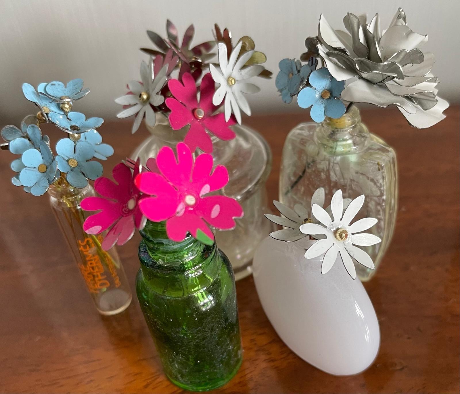 Claire Fyfe-Jackson: Mini Flower arrangements
