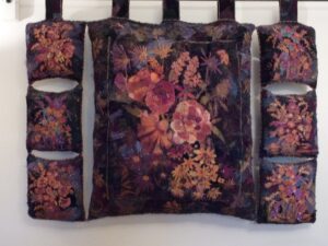 Lis Mann: hand and machine stitched hanging
