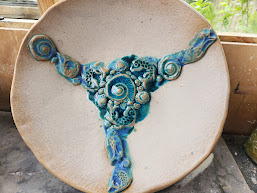 Julie Furniss: Glass and glazed birdbath