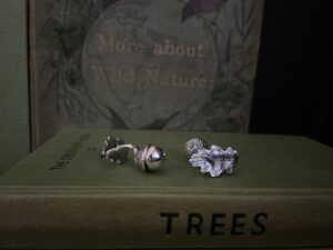 Lucy Sylvester: Oak and Acorn Cufflinks