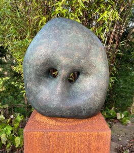 Veronica Dudley OAS: 'Corinthian' sculpture