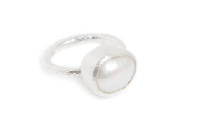 Becky Morgans OCG: Fresh water pearl ring