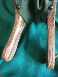 Anne Mills: Bellows handles are shaped for comfort!