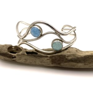 Nicola Jane Murphy: Wave Bangle with ocean blue sea glass