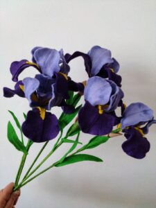Katerina Wild: Felt Iris
