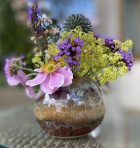 Lucia Edwards: Posy Vase