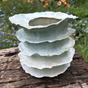 Ariana Orsi: Leaf vase