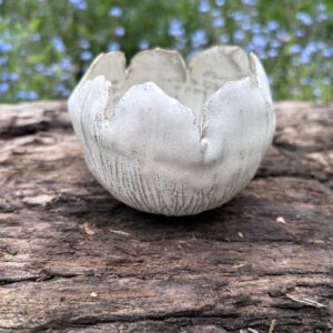 Ariana Orsi: Small budding flower bowl