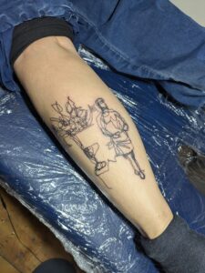 Luca Hirst: Continuous line tattoo
