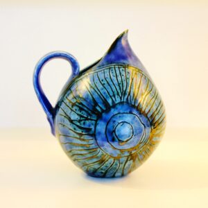 Hannelore Meinhold-Morgan OCG: Sgraffito Jug, Lustrous Shield HMM