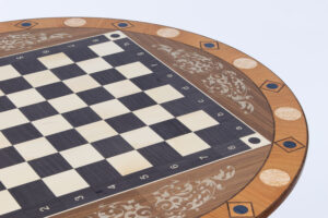 Slawomir Rudyk OAS, OCG, SOA: Chess table
