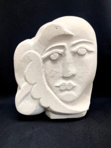 Hannah Farncombe: Portland stone carving, Women with Bird (after Picasso)