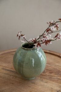 Etta Rain: Moon Jar
