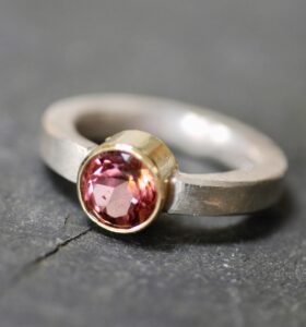 Tony Thomson: Tony Thomson Ring - tourmaline set in 18ct gold on silver band