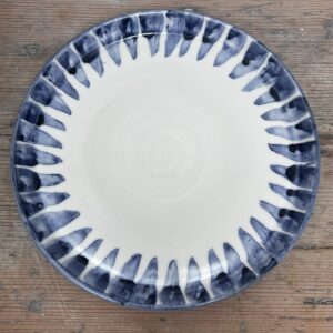 Helen Woolner: Dinner Plate, Indigo range, Dagger brush
